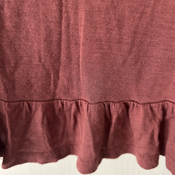 Cropped Maroon Tank Top - Picture 3 of 4